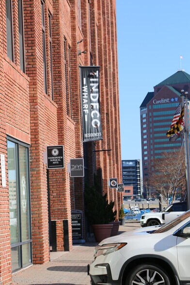 2809 Boston St, Baltimore, MD à louer - Photo du bâtiment - Image 3 de 4