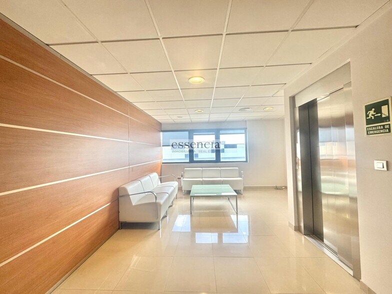 Industrial in Gandia for sale - Building Photo - Image 3 of 50