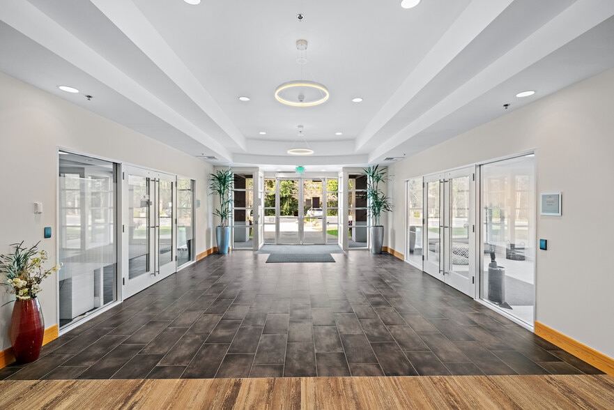 3450 S 344th Way, Federal Way, WA for lease - Interior Photo - Image 2 of 9