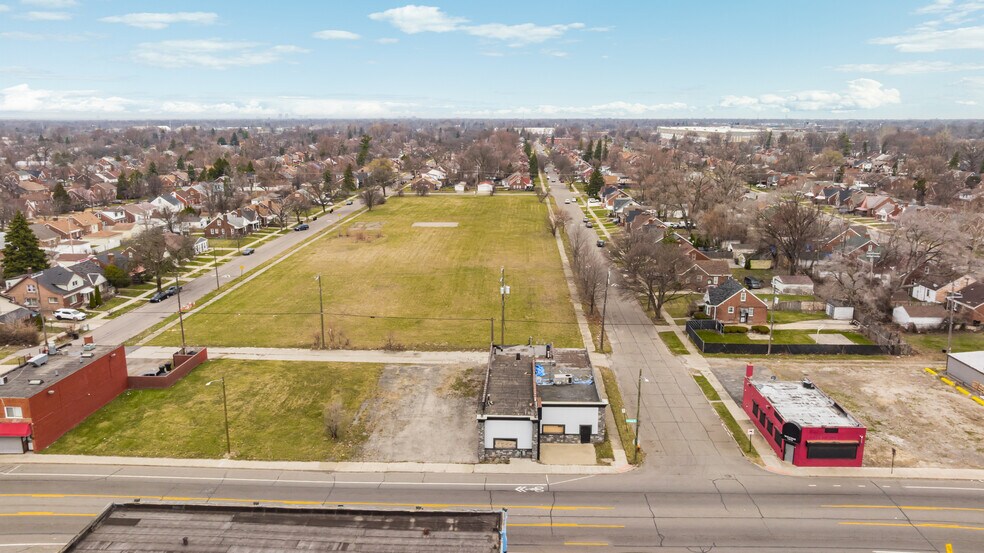 14700 W Chicago St, Detroit, MI à vendre - Photo du bâtiment - Image 2 de 20