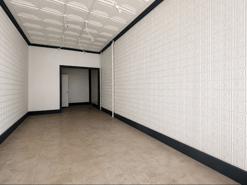 543 E 6th St, New York, NY for lease - Building Photo - Image 2 of 5