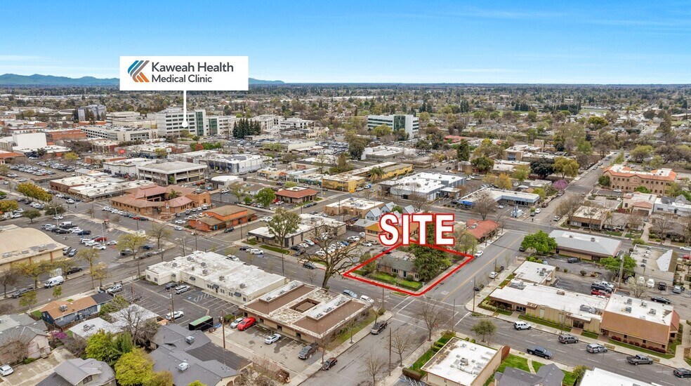 717 W Center Ave, Visalia, CA à vendre - Photo du bâtiment - Image 1 de 1