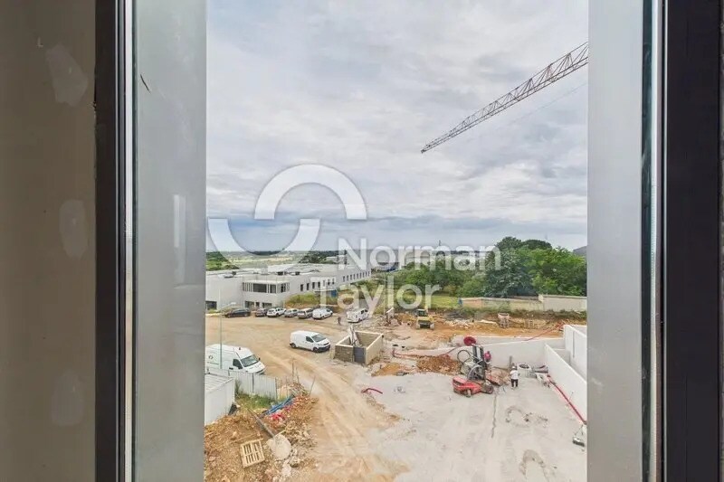 Office in Montpellier for lease - Construction Photo - Image 3 of 12