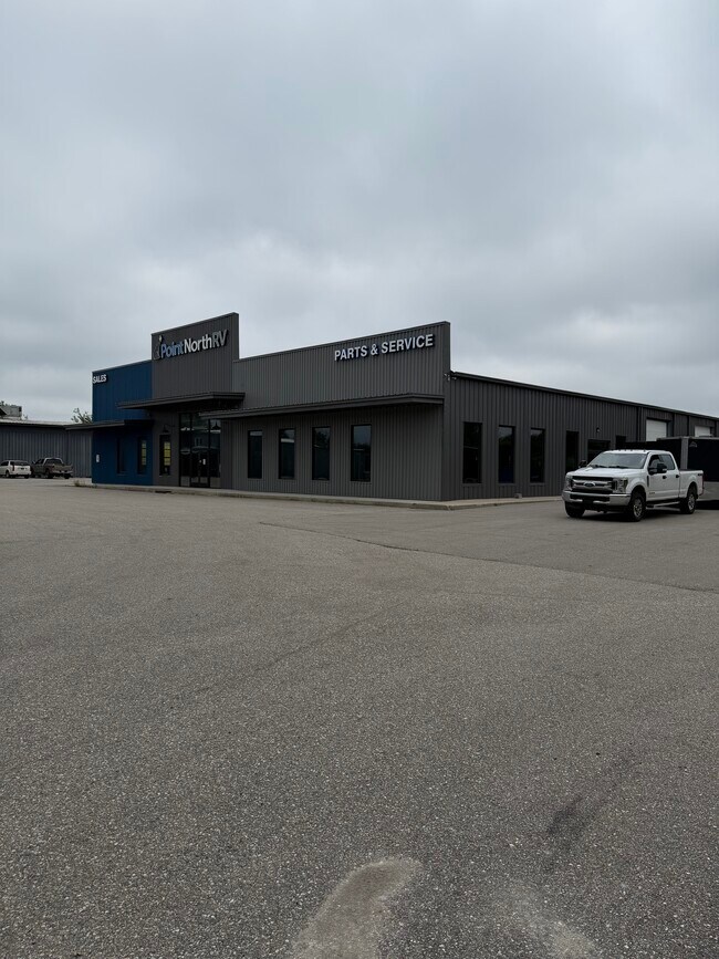 More details for 3389 W US Highway 10, Ludington, MI - Office for Lease