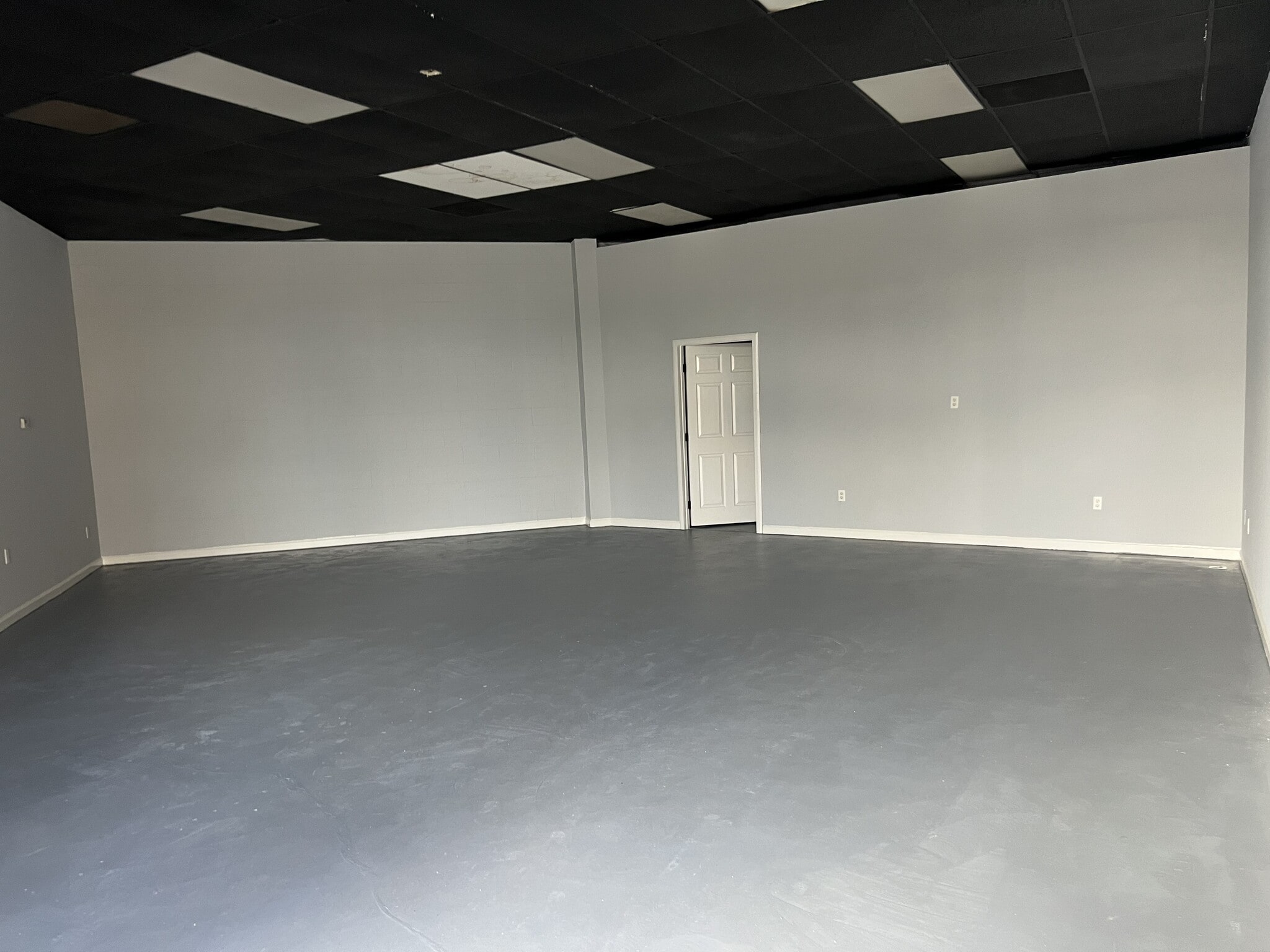 11050 Prairie Ave, Inglewood, CA à louer Photo intérieure- Image 1 de 7