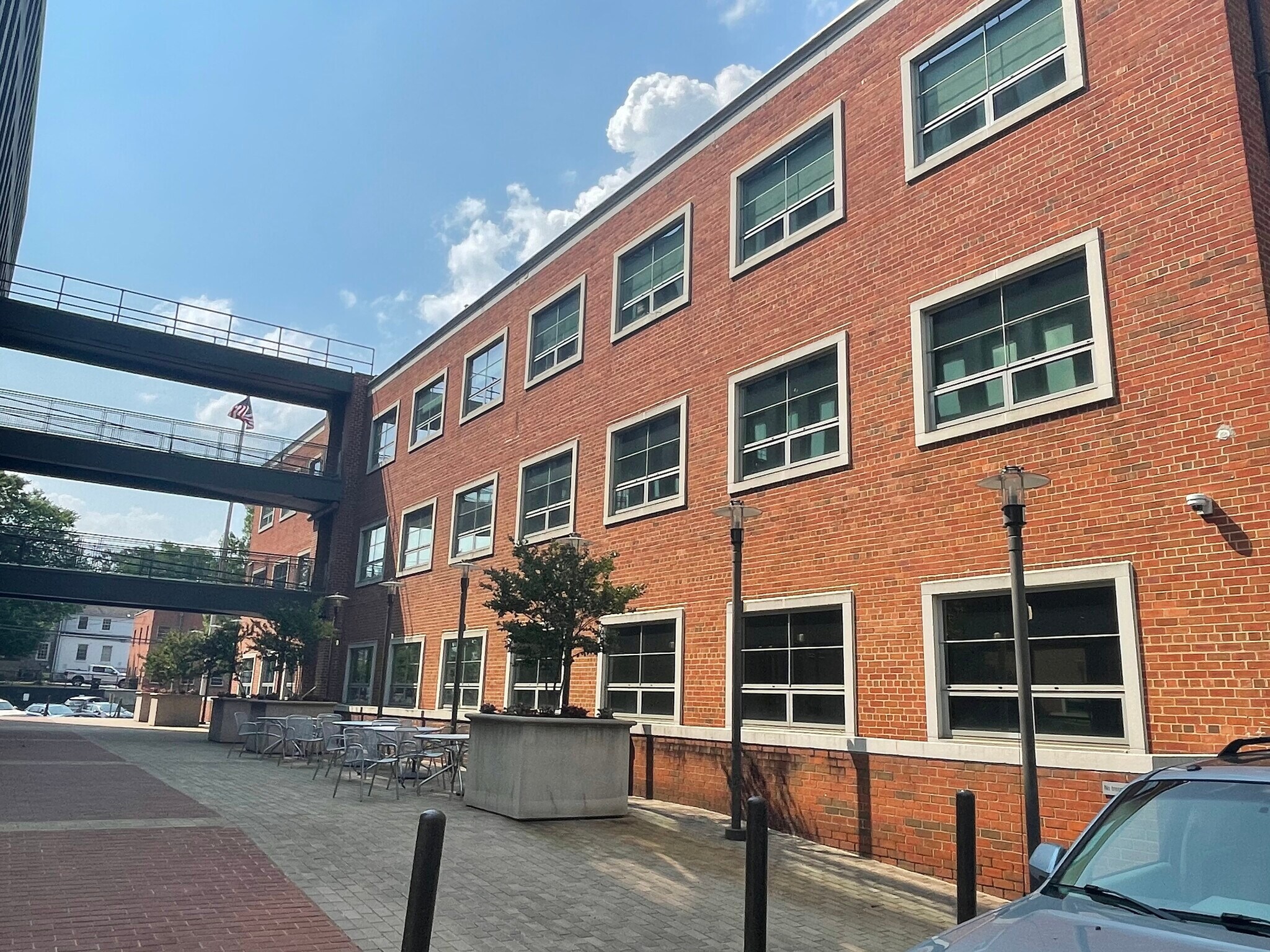 212 7th St NE, Charlottesville, VA à louer Photo principale- Image 1 de 4