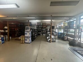 4020 W Irving Park Rd, Chicago, IL for lease Building Photo- Image 2 of 12