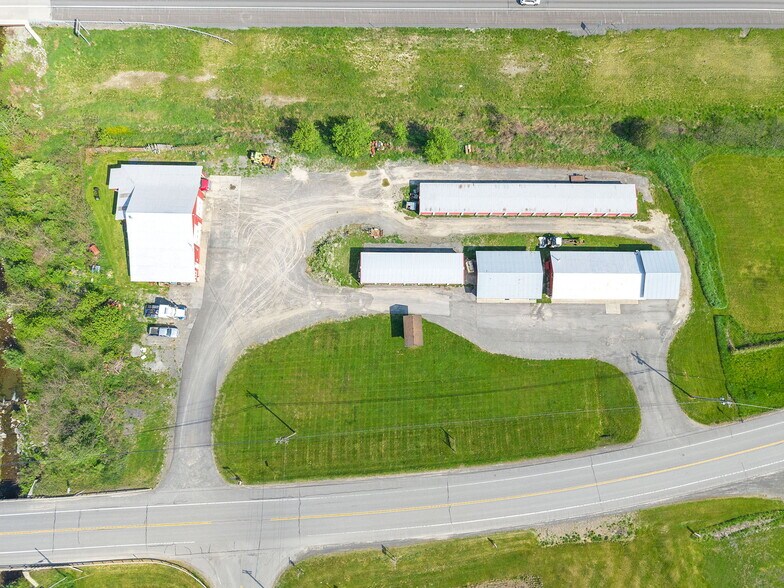 1225 NY-7, Richmondville, NY à vendre - Photo du bâtiment - Image 3 de 38