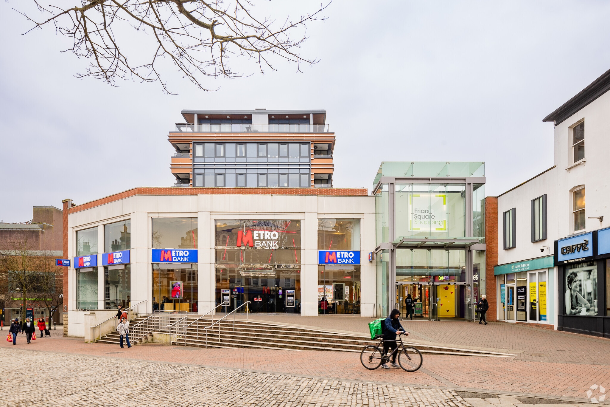 Friars Sq, Aylesbury for lease Primary Photo- Image 1 of 3