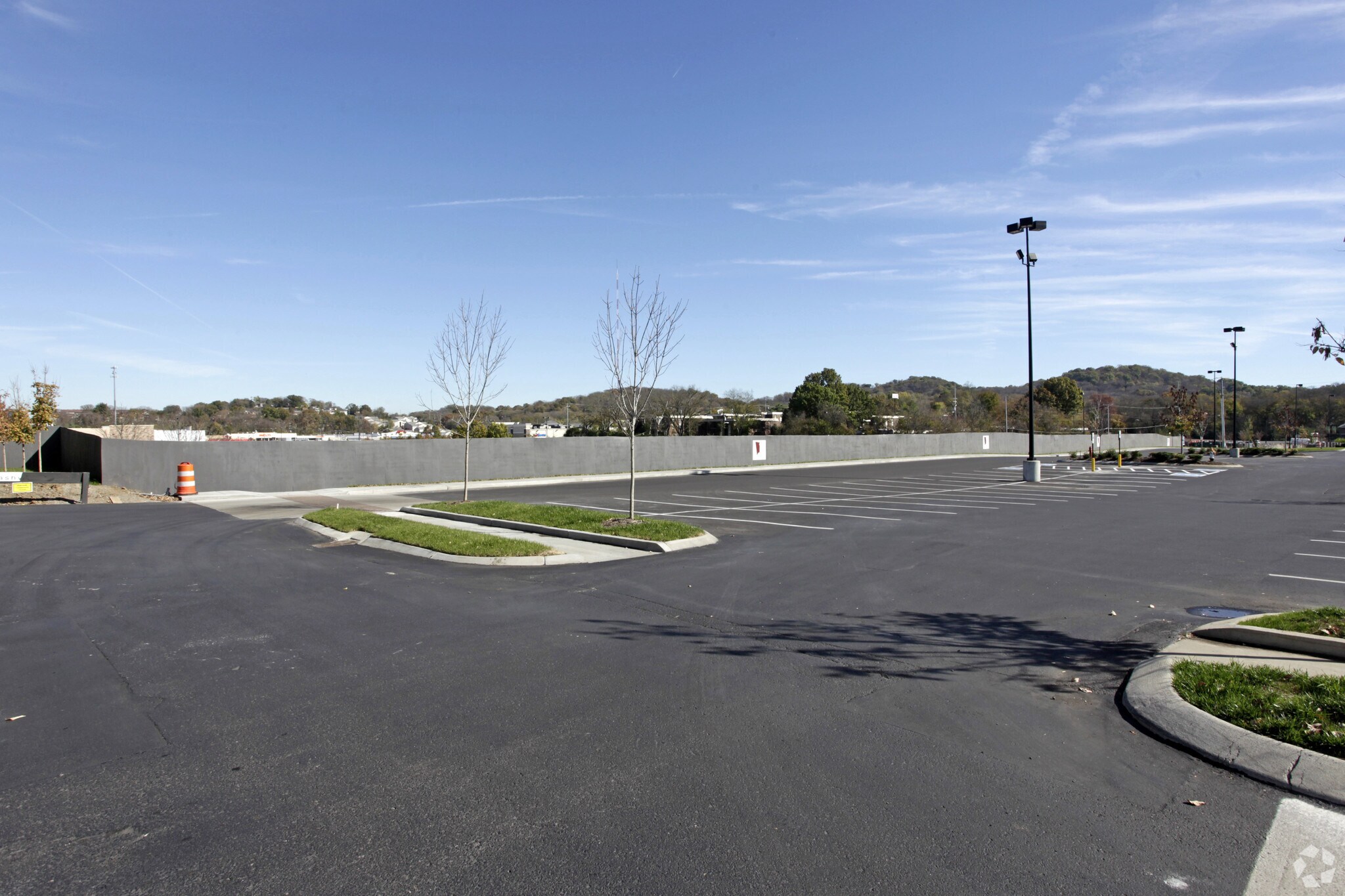 6710 Charlotte Pike, Nashville, TN for lease Building Photo- Image 1 of 3