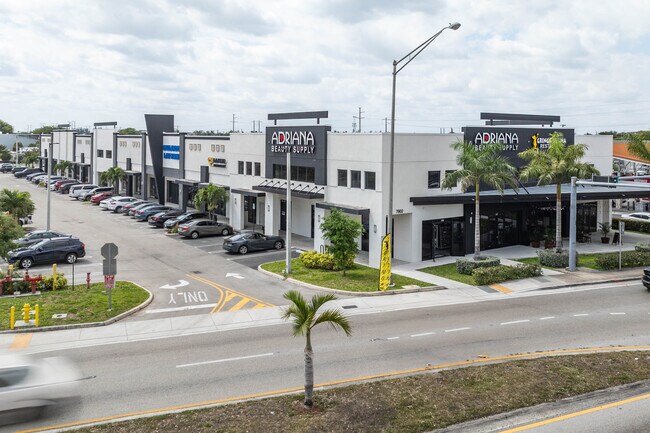 More details for 7802 NW 103rd St, Hialeah Gardens, FL - Retail for Lease