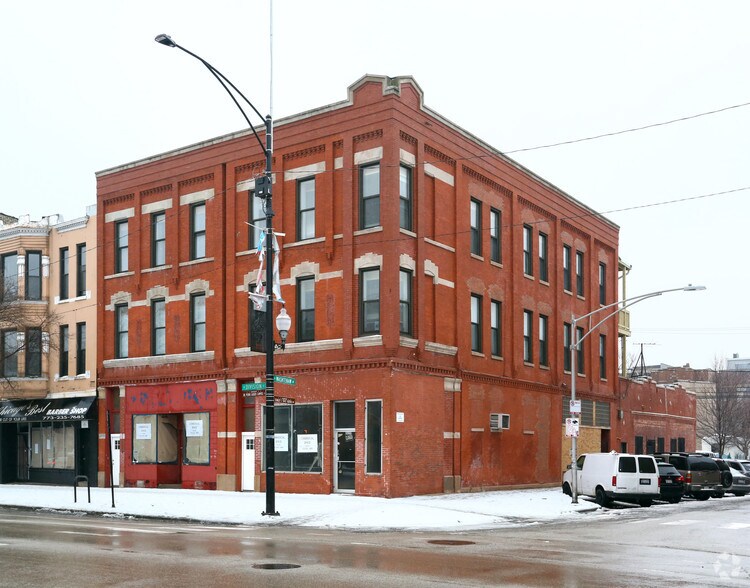 2653-2659 W Division St, Chicago, IL à louer - Photo du bâtiment - Image 2 de 22