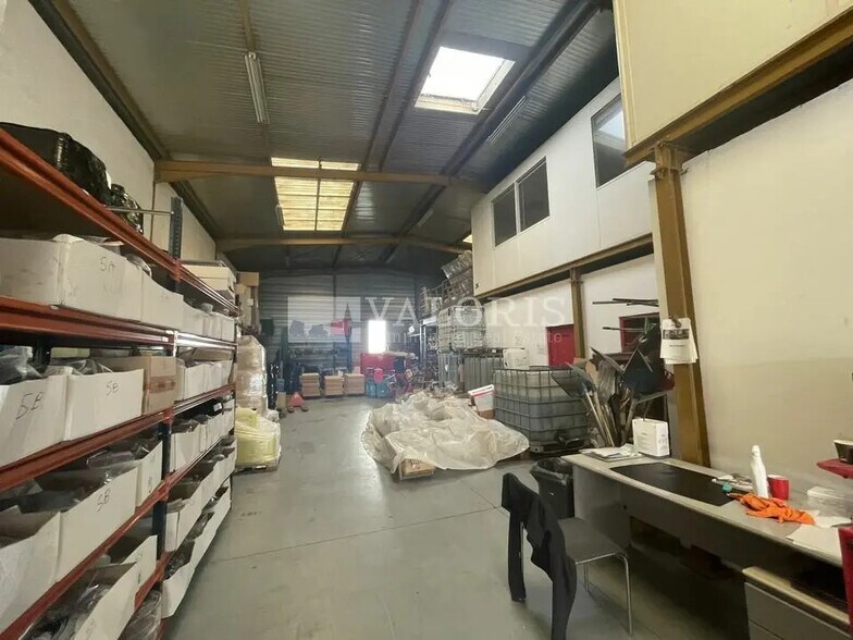 Flex dans Vénissieux à louer - Photo intérieure - Image 3 de 13