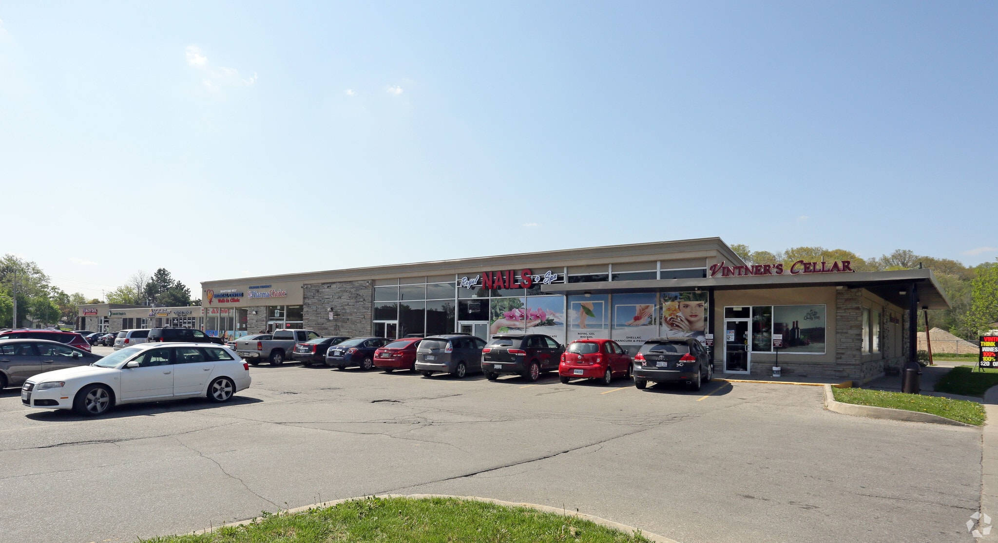 164 Colborne St W, Brantford, ON for sale Primary Photo- Image 1 of 1