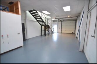 Clovelly Road Industrial Estate, Bideford for lease Interior Photo- Image 2 of 3