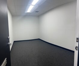 611 S Catalina St, Los Angeles, CA à louer Photo intérieure- Image 1 de 1