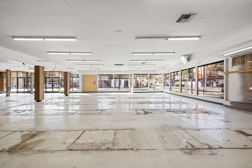 2601 J St, Sacramento, CA for lease - Building Photo - Image 2 of 21