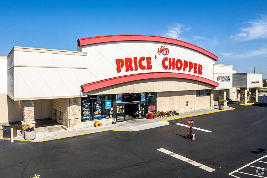 101-195 N Parker St, Olathe, KS à louer - Photo du bâtiment - Image 2 de 6