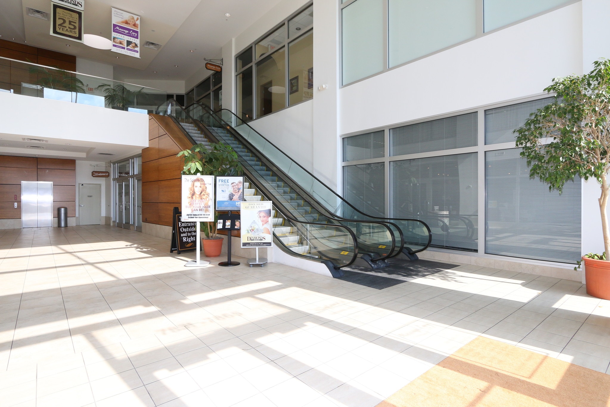 7727-7865 Kenwood Rd, Cincinnati, OH for lease Interior Photo- Image 1 of 10