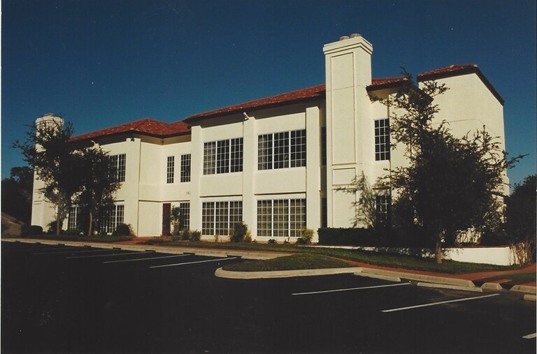 19210 Huebner Rd, San Antonio, TX à louer - Photo du bâtiment - Image 2 de 8