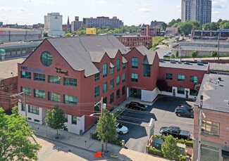 Plus de détails pour 220 W Exchange St, Providence, RI - Bureau à vendre