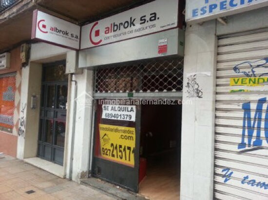 Commerce de détail dans Cáceres, Cáceres à vendre - Photo du bâtiment - Image 3 de 3