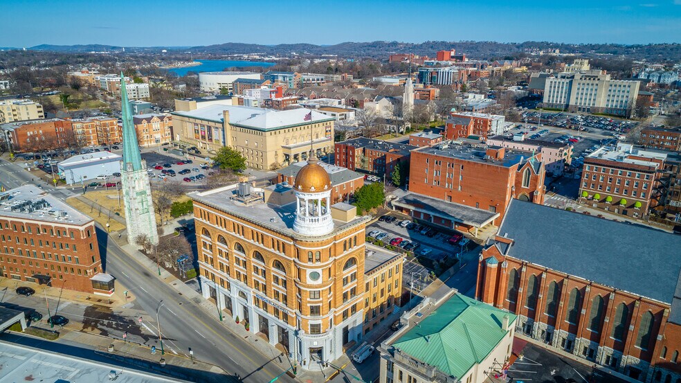 736 Georgia Ave, Chattanooga, TN à louer - Photo du bâtiment - Image 2 de 13