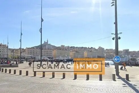 Retail in Marseille for lease Building Photo- Image 1 of 3