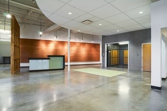 677 S Colorado Blvd, Denver, CO for sale Interior Photo- Image 2 of 6