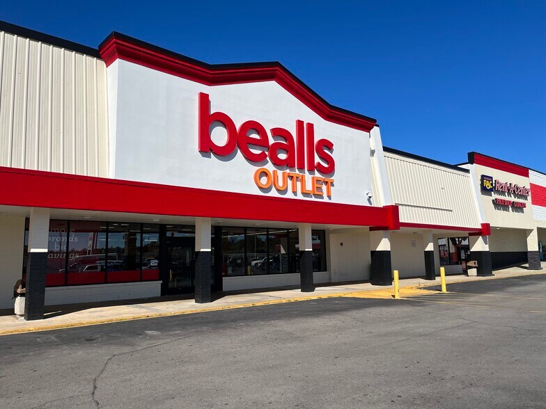 1030 US Highway 331 S, Defuniak Springs, FL à louer - Photo du bâtiment - Image 2 de 7