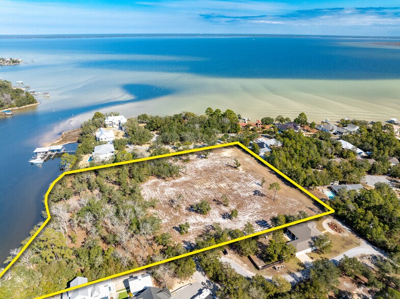 704 E Mack Bayou Dr, Santa Rosa Beach, FL for sale - Building Photo - Image 2 of 7