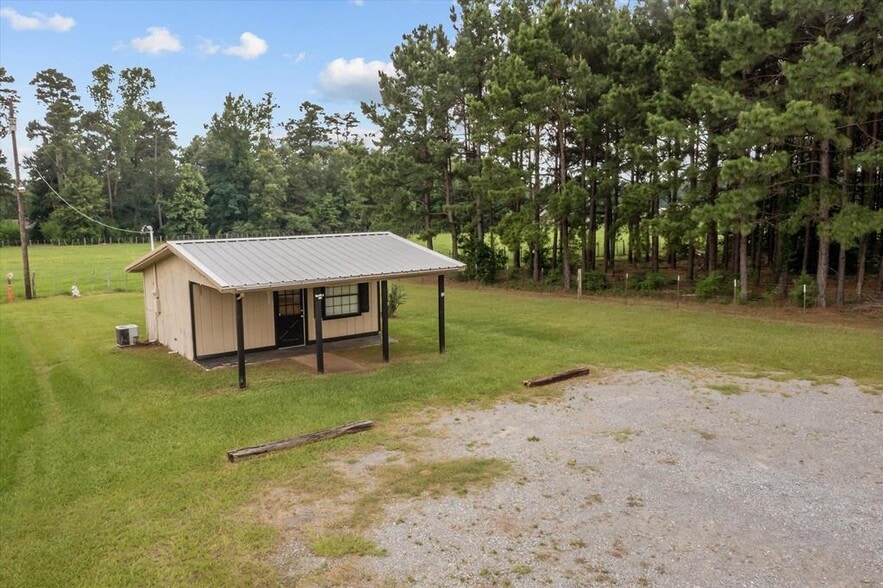 Allen Dr., Pollok, TX for sale - Primary Photo - Image 1 of 7