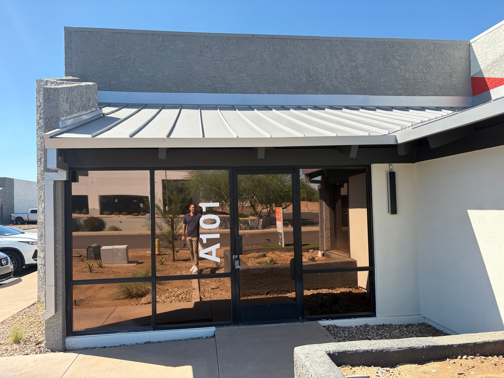 912 S Park Ln, Tempe, AZ for lease Interior Photo- Image 1 of 14