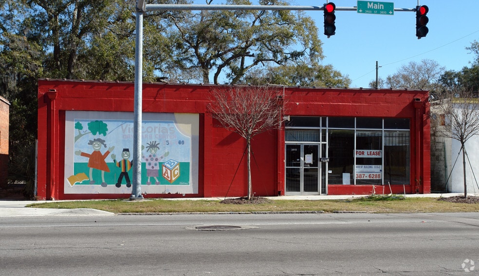 3911 Main St, Jacksonville, FL for sale - Primary Photo - Image 1 of 3