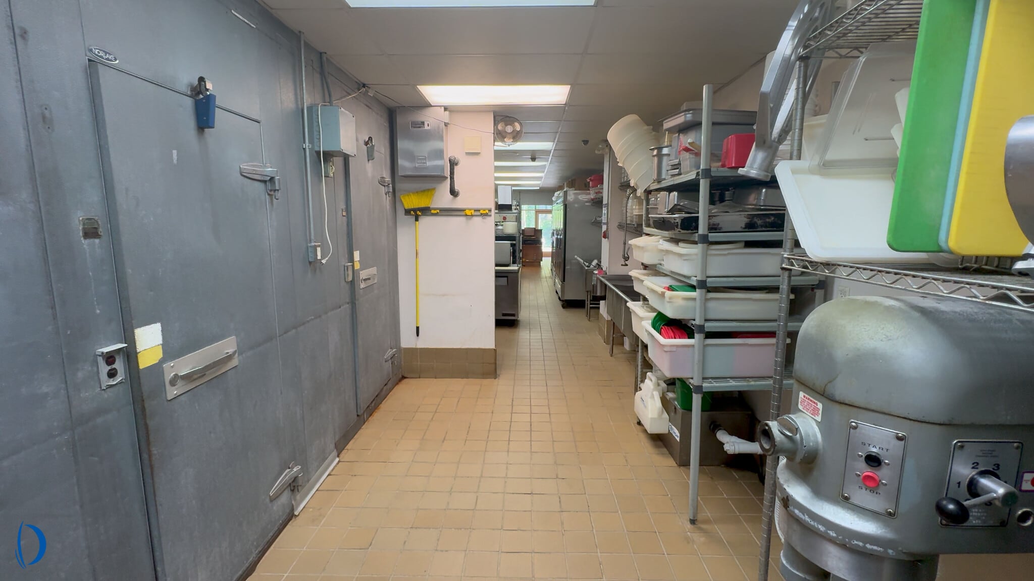 2 Daniels Farm Rd, Trumbull, CT for lease Interior Photo- Image 1 of 4