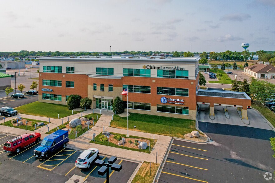 818 2nd St S, Waite Park, MN à louer - Aérien - Image 3 de 4