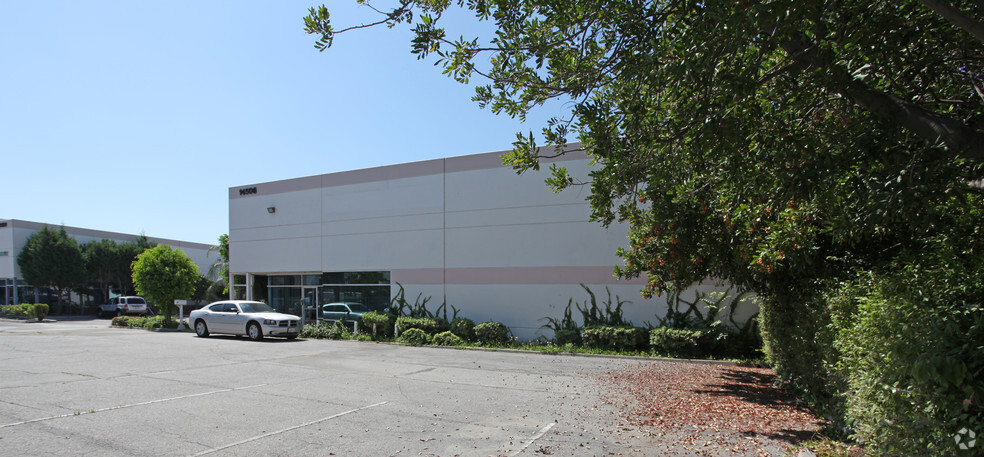 14506 Arrow Hwy, Baldwin Park, CA for lease - Building Photo - Image 3 of 4