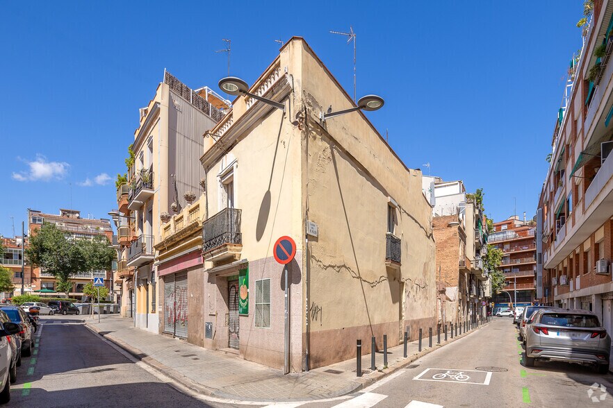 Carrer de la Garrotxa, 21-23, Barcelone, Barcelona à vendre - Photo du bâtiment - Image 2 de 2