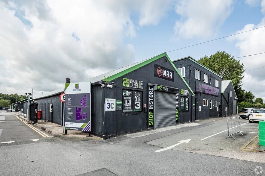 Penketh Business Park Rd, Warrington for lease - Building Photo - Image 3 of 7