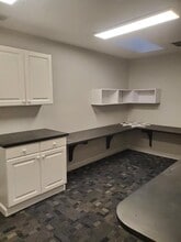 1738 Hillandale Rd, Durham, NC à louer Photo du bâtiment- Image 1 de 2