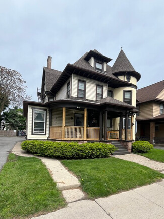 Plus de détails pour 221 Alexander St, Rochester, NY - Multi-résidentiel à vendre