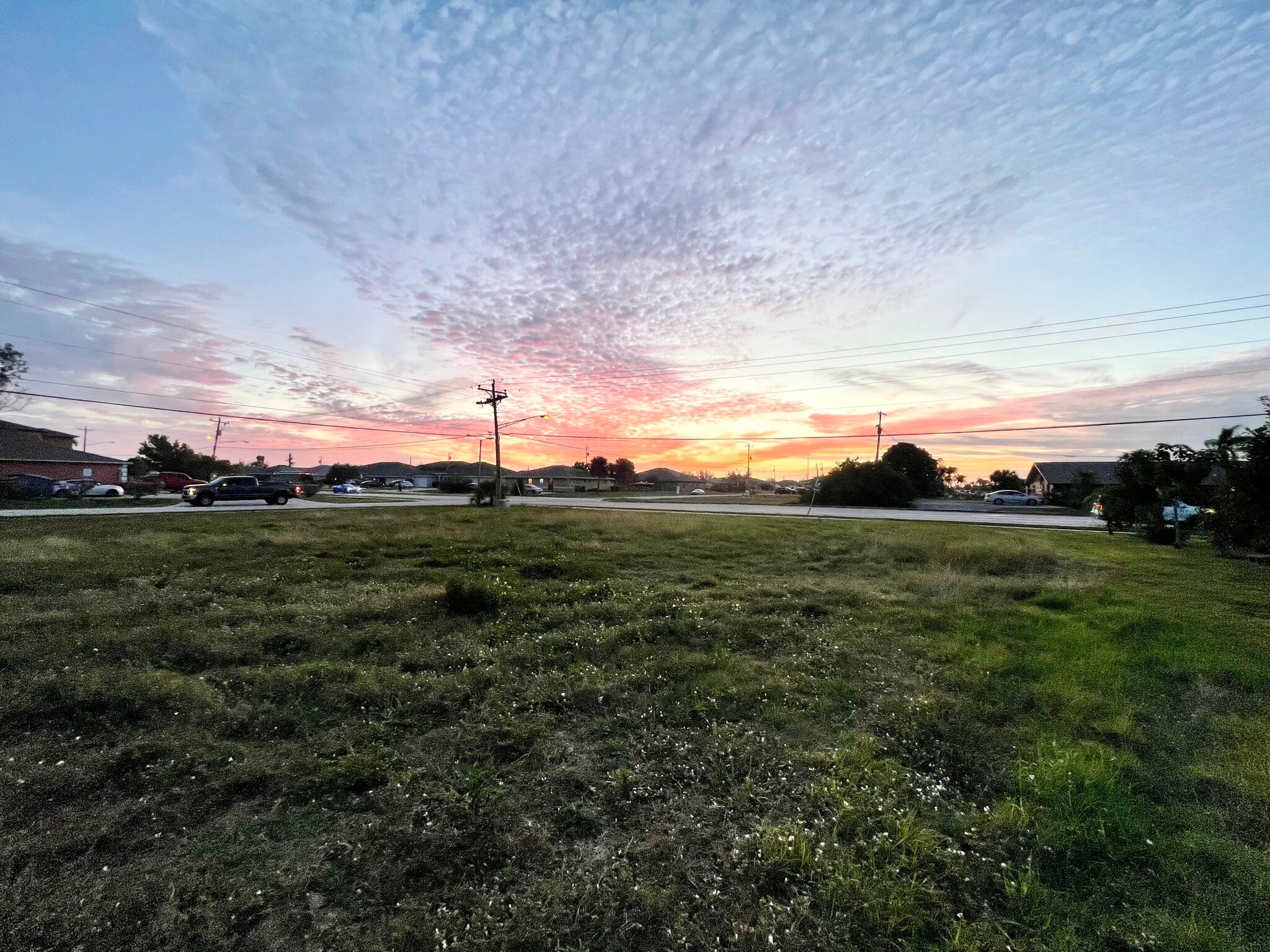 4013 Skyline Blvd, Cape Coral, FL for sale Primary Photo- Image 1 of 6
