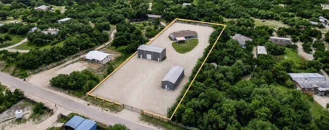 Plus de détails pour 170 Baker Ln, Leander, TX - Industriel à louer
