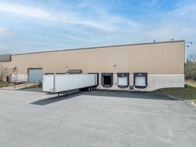 More details for 120 Kenyon Dr, Lakewood, NJ - Industrial for Lease