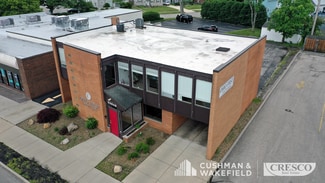 Plus de détails pour 22649 Lorain Rd, Fairview Park, OH - Bureau/Commerce de détail à louer