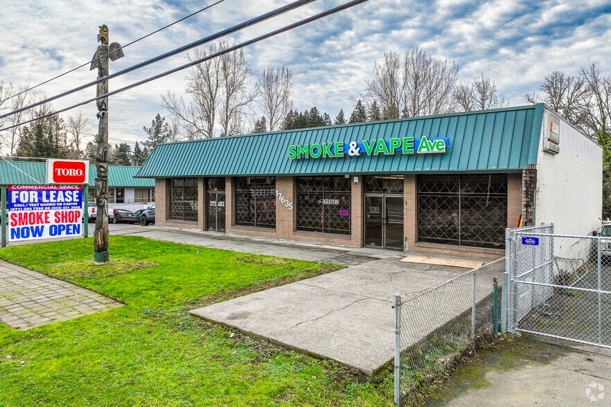 17635 SE McLoughlin Blvd, Milwaukie, OR for lease - Building Photo - Image 2 of 8