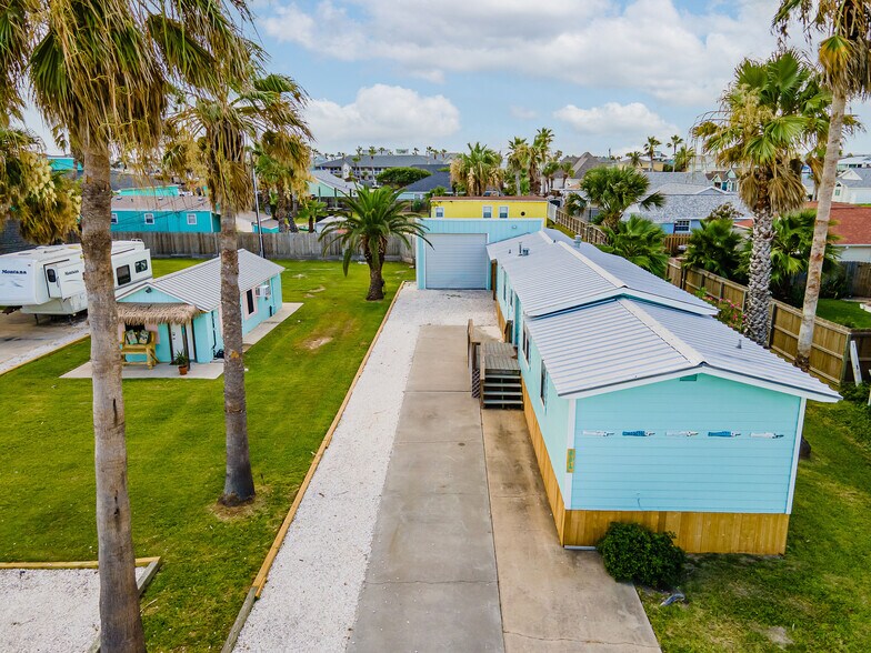 801 South 9th St, Port Aransas, TX à vendre - Photo du bâtiment - Image 2 de 20
