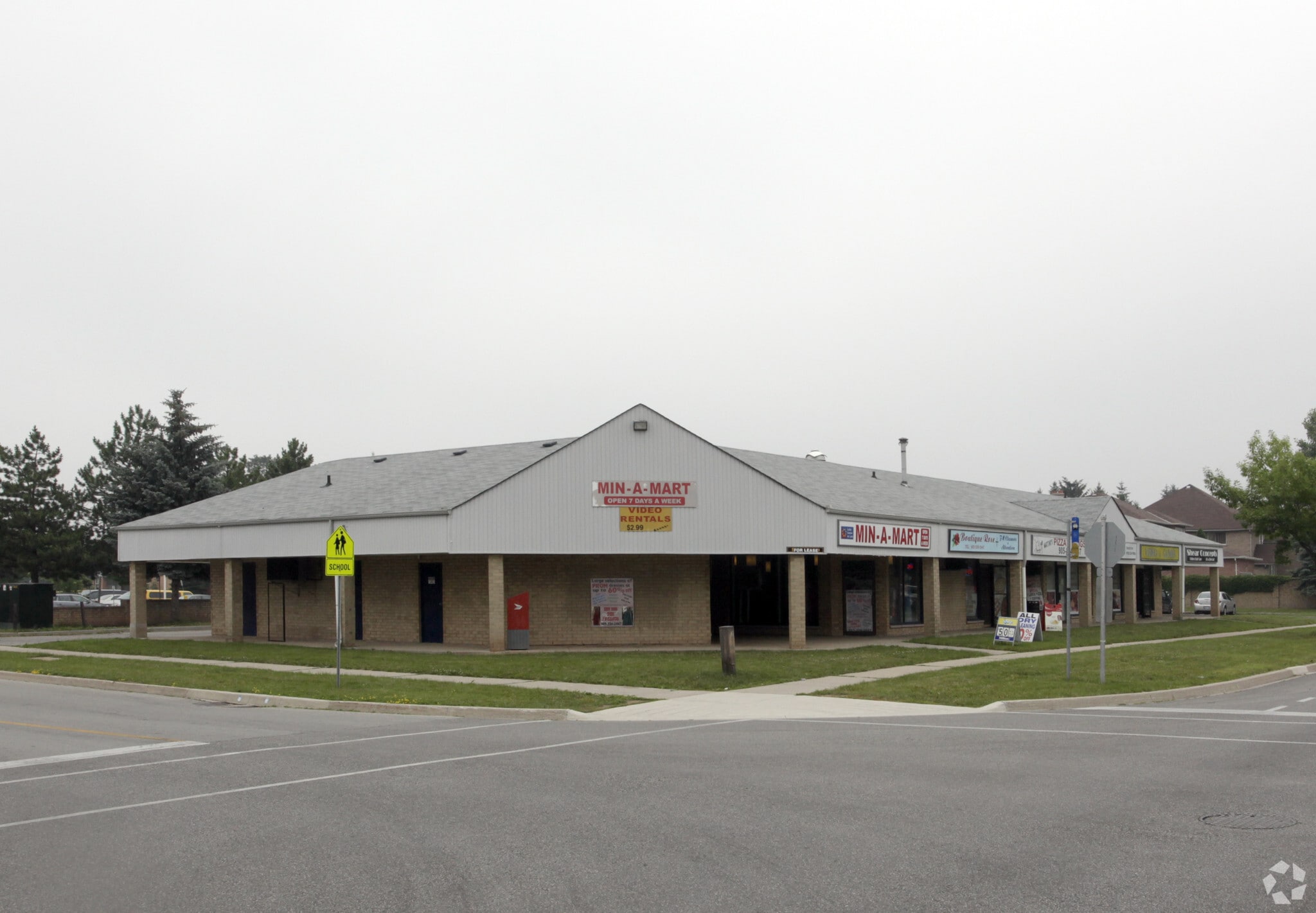 201 River Oaks Blvd, Oakville, ON for sale Primary Photo- Image 1 of 1