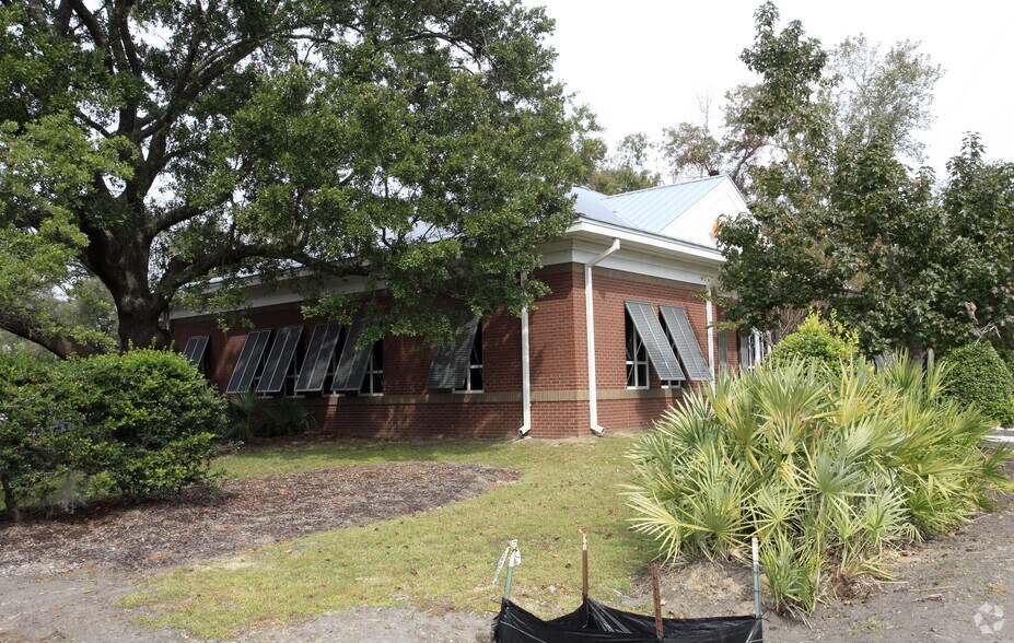 1021 Ewall St, Mount Pleasant, SC à vendre - Photo du bâtiment - Image 3 de 10