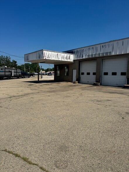 631 W Main St, Princeton, WI for sale - Building Photo - Image 3 of 3